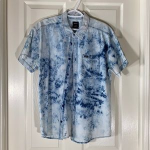 Blue tie dye short sleeve button down LARGE